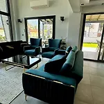 فيلة Turuncta Ozel Havuzlu Luks Marin 1 *