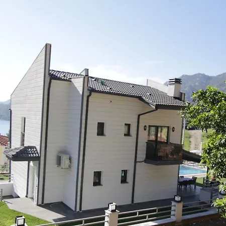 Turuncta Ozel Havuzlu Luks Marın 1 Villa *