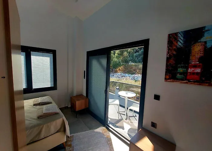 Turuncta Ozel Havuzlu Luks Marın 1 Villa *