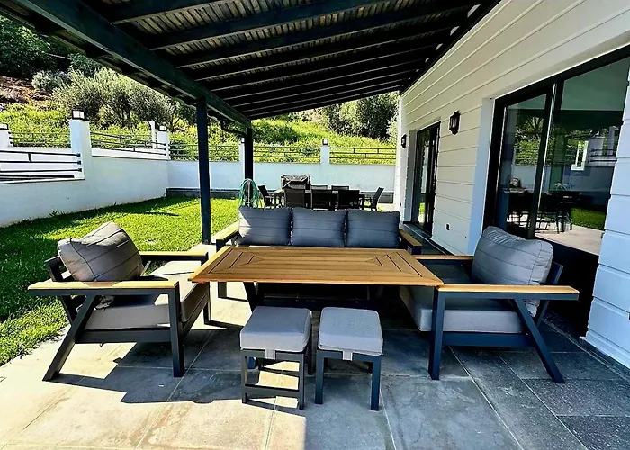 Turuncta Ozel Havuzlu Luks Marın 1 *