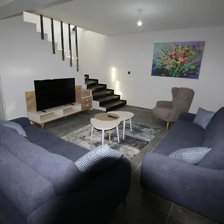 Villa Turuncta Ozel Havuzlu Luks Marin 1 *