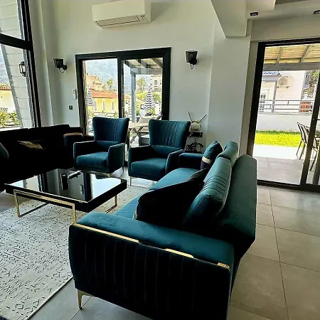 Villa Turuncta Ozel Havuzlu Luks Marın 1 *