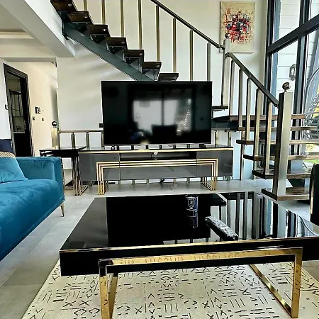 Turuncta Ozel Havuzlu Luks Marin 1 Villa *